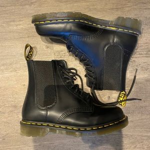 Dr. Martens 1460 Harper Smooth Leather Boots